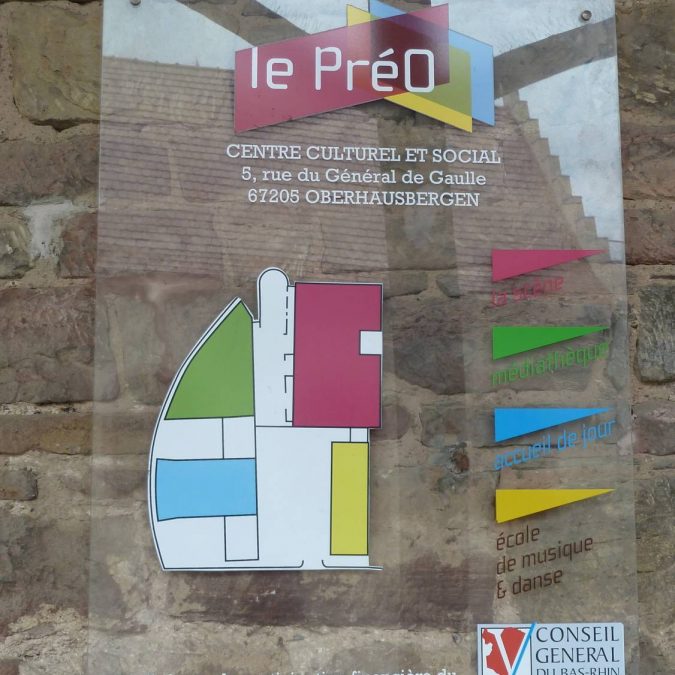 Panneaux et totems Colmar 0