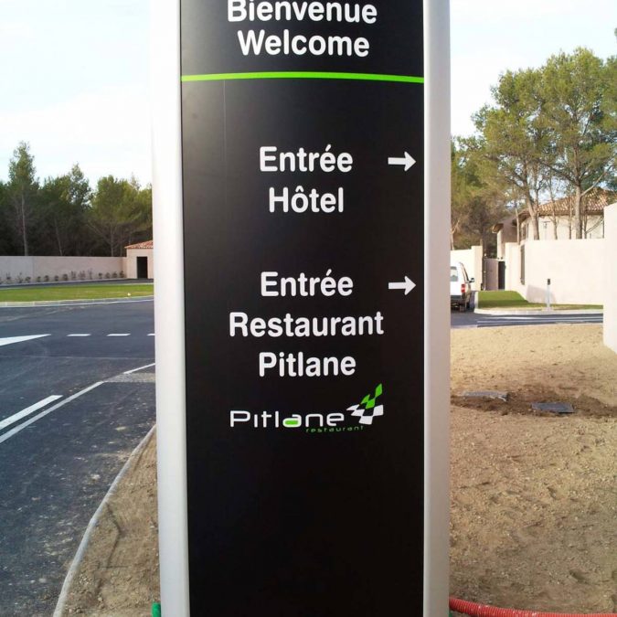 Panneaux et totems Guebwiller 2